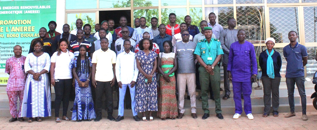 APPEL A PROJETS N°4 DU FIE RELATIF A LA LUTTE CONTRE LES SACHETS PLASTIQUES APPEL A PROJETS N°4 DU FIE RELATIF A LA LUTTE CONTRE LES SACHETS PLASTIQUES