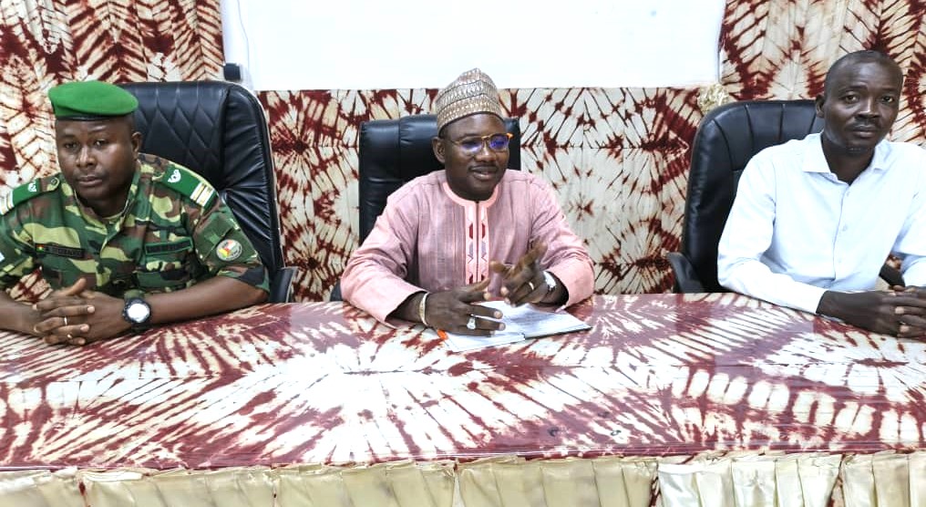 FIE CALL FOR PROJECTS NO. 4 RELATING TO THE FIGHT AGAINST PLASTIC BAGS